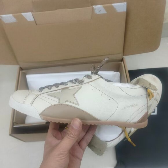 Golden Goose casual sneakers - Picture 1 of 6